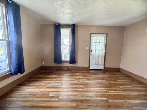Living - 307 E Spring St, Bluffton, IN 46714 photo 1 of 7