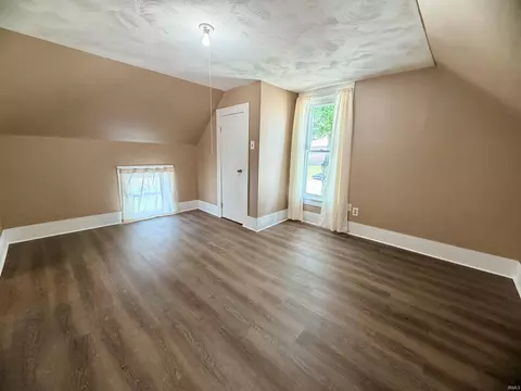 Bedroom - 307 E Spring St, Bluffton, IN 46714 photo 2 of 4