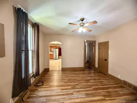 Living - 307 E Spring St, Bluffton, IN 46714 photo 5 of 7