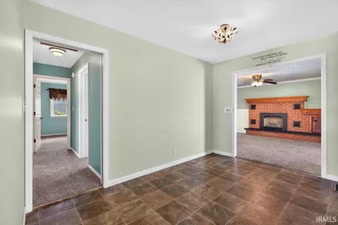 Entry Way - 108 Mohawk Dr, Flora, IN 46929 photo 2 of 3
