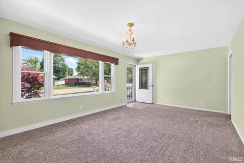 Living - 108 Mohawk Dr, Flora, IN 46929 photo 2 of 7