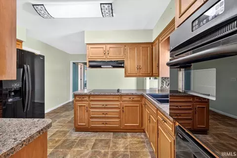 Kitchen - 108 Mohawk Dr, Flora, IN 46929 photo 5 of 5