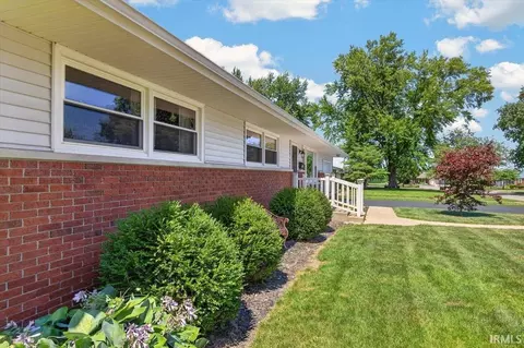 Exterior - 108 Mohawk Dr, Flora, IN 46929 photo 9 of 9