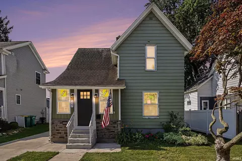 227 E 9th St, Mishawaka, IN 46544