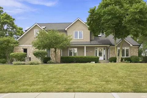 1817 Woodland Lake Pass, Fort Wayne, IN 46825