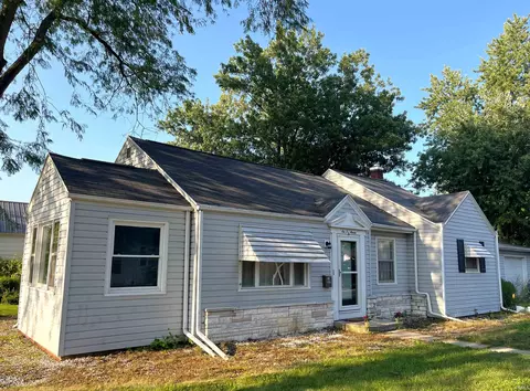 627 W Arnold St, Bluffton, IN 46714