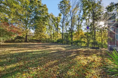 Exterior - 1529 E Dunstan Dr, Bloomington, IN 47401 photo 6 of 6