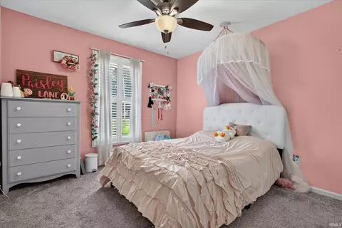 Bedroom - 51160 Elm Rd, Granger, IN 46530 photo 3 of 8