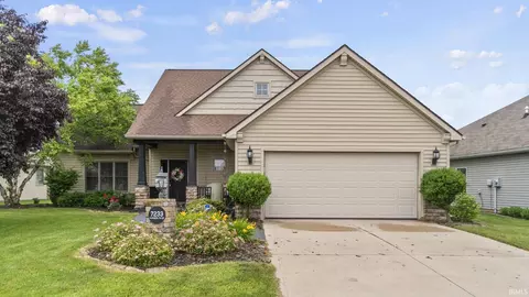 7233 Summerlyn Dr, Fort Wayne, IN 46835