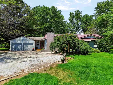 10328 W 100 N Rd, Kokomo, IN 46901