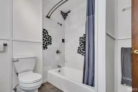 Bath - 4425 E Cambridge Ct, Bloomington, IN 47408 photo 3 of 3