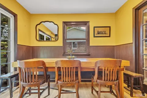 Dining - 4425 E Cambridge Ct, Bloomington, IN 47408 photo 2 of 2