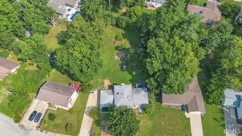 View/Area - 4425 E Cambridge Ct, Bloomington, IN 47408 photo 3 of 3