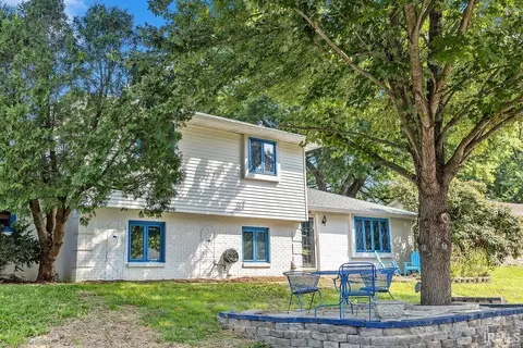 Exterior - 4425 E Cambridge Ct, Bloomington, IN 47408 photo 4 of 5