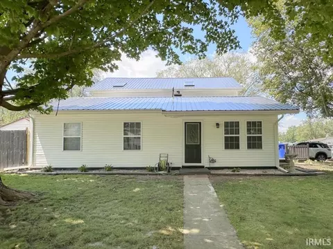 1012 Chippewa Ln, Kokomo, IN 46902