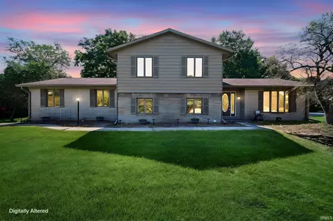 1300 Fairway Dr, Kokomo, IN 46901