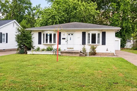 1807 N Saint James Blvd, Evansville, IN 47711