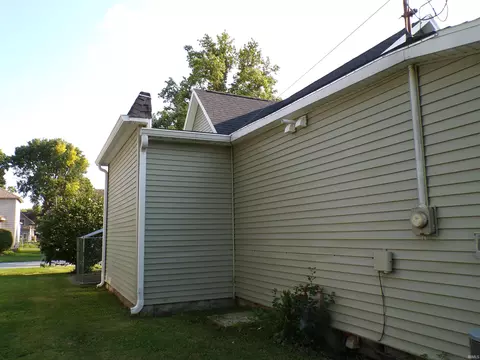 Exterior - 601 E 3rd St, Fowler, IN 47944 photo 4 of 4