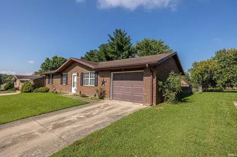 Exterior - 117 Oakmount Ct, Jasper, IN 47546 photo 4 of 5