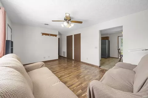Living - 117 Oakmount Ct, Jasper, IN 47546 photo 1 of 2