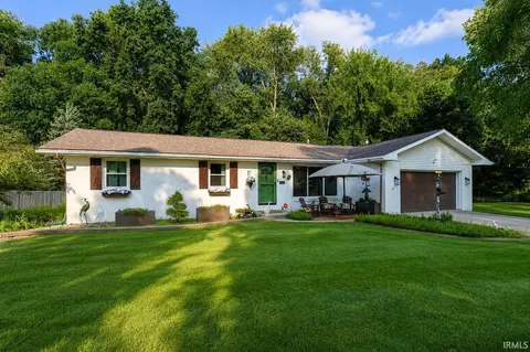 52190 Conestoga Ct, Granger, IN 46530