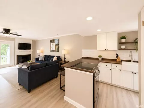 9021 S Pointe Ridge Ln #11, Bloomington, IN 47401