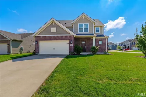3066 Cornerstone Ct, Newburgh, IN 47630