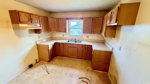 Kitchen - 80 Eldorado Dr, Wabash, IN 46992 photo 1 of 2