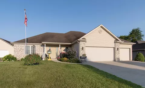 605 Freds Ct, Kendallville, IN 46755