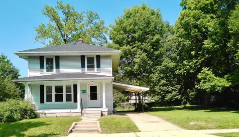 1325 S 32nd St, South Bend, IN 46615