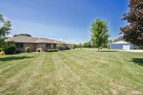 Exterior - 2801 E Wright Dr, Kokomo, IN 46901 photo 3 of 10
