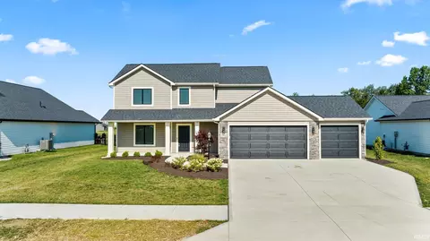 3961 Beryl Pl, Woodburn, IN 46797