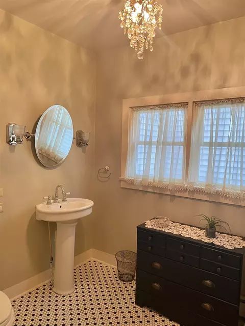 Bath - 409 W Spring St, Lagrange, IN 46761 photo 2 of 5