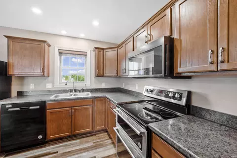Kitchen - 4400 S Dixie Ln, St. Anthony, IN 47579 photo 2 of 3