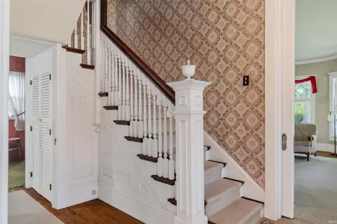 Entry Way - 109 N Mountain St, Lagrange, IN 46761 photo 3 of 9