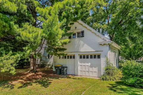 Exterior - 109 N Mountain St, Lagrange, IN 46761 photo 5 of 7