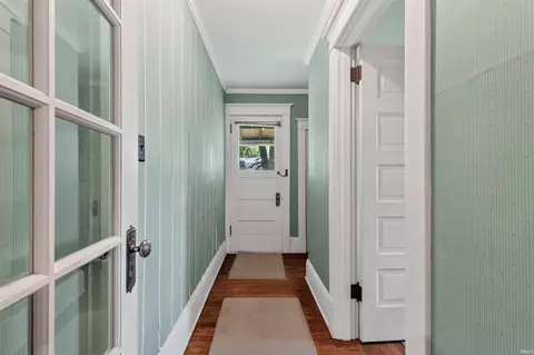 Entry Way - 109 N Mountain St, Lagrange, IN 46761 photo 7 of 9