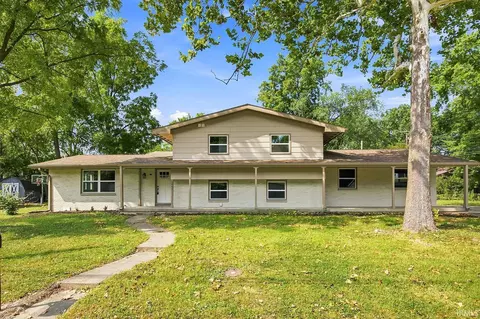 1941 Indian Trail Dr, West Lafayette, IN 47906