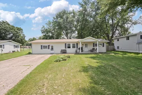 511 W Washington St, Galveston, IN 46932