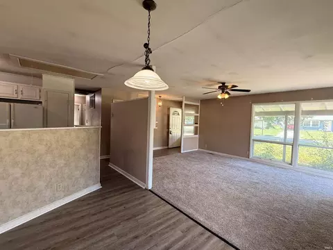Living - 200 N Shellbark Rd, Muncie, IN 47304 photo 3 of 3