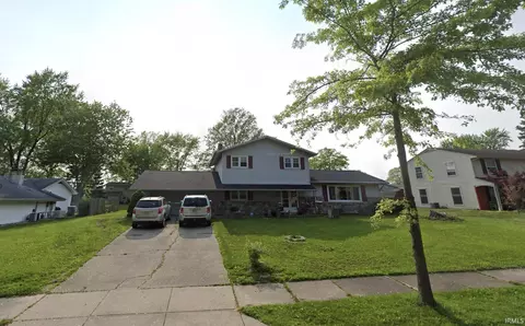 5320 Yorkshire Dr, Fort Wayne, IN 46806