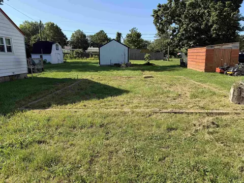 204 E Grissom Ave, Mitchell, IN 47446 photo 8