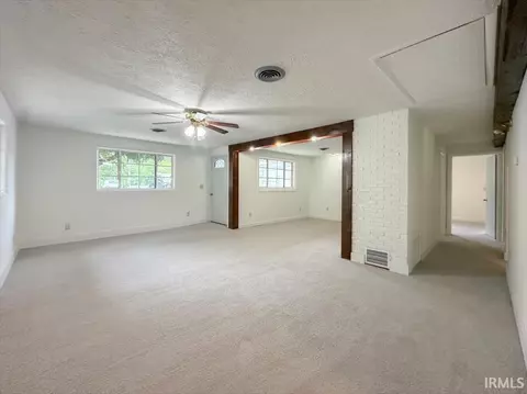 Living - 2799 S 200 E, Kokomo, IN 46902 photo 3 of 4