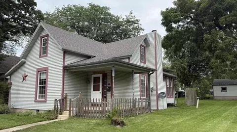 2414 S Vine St, Yorktown, IN 47396