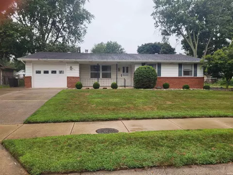 8319 Sante Fe Trl, Fort Wayne, IN 46815
