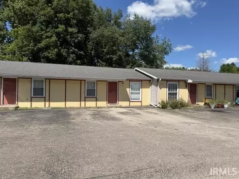 425 E Vine St, Dale, IN 47523