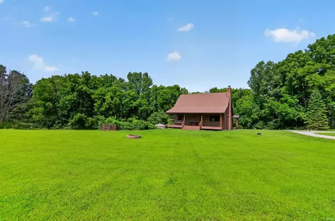 16600 4b Rd, Plymouth, IN 46563