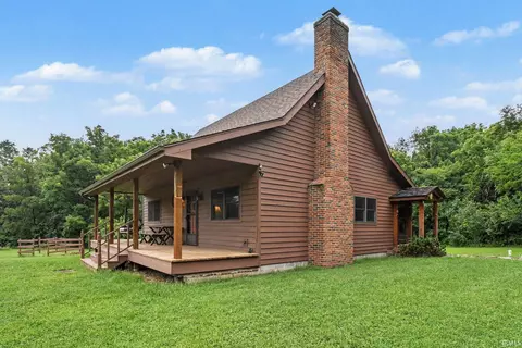 16600 4b Rd, Plymouth, IN 46563
