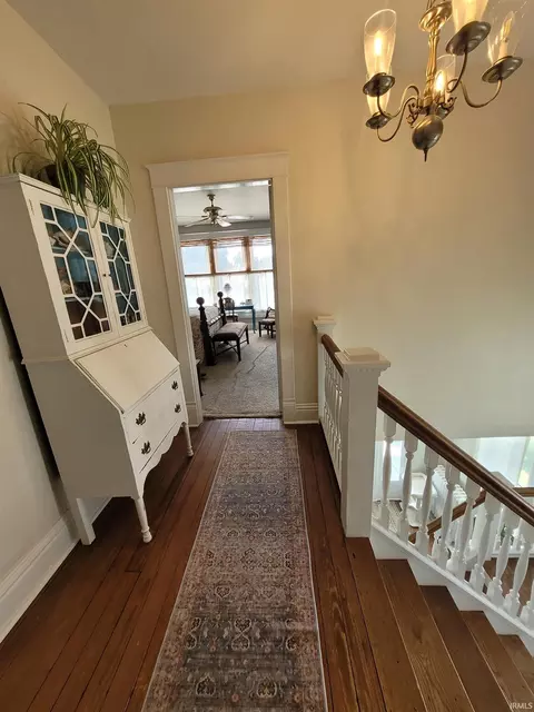 Entry Way - 429 E Third St, Mount Vernon, IN 47620 photo 3 of 4
