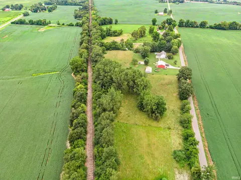 17519 Juniper Rd, Argos, IN 46501 photo 3